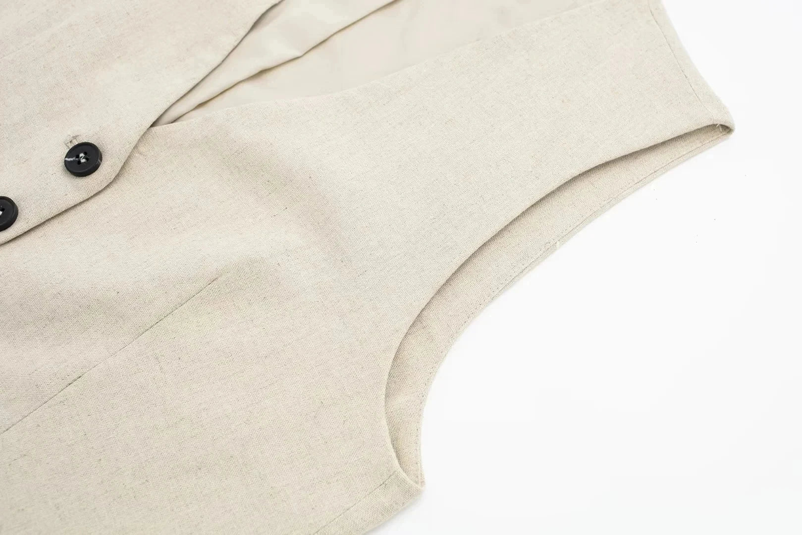 Conjunto Feminino de Verão 2024 Camisa Regata Chique de Decote V + Shorts Feminino Casual Solto com Bolsos Streetwear