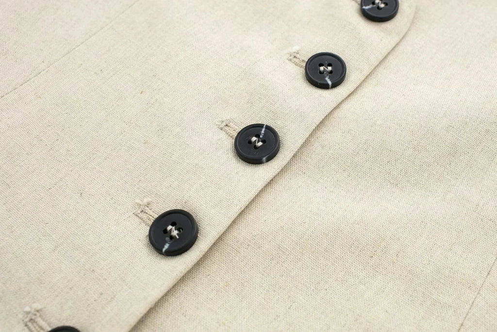 Conjunto Feminino de Verão 2024 Camisa Regata Chique de Decote V + Shorts Feminino Casual Solto com Bolsos Streetwear